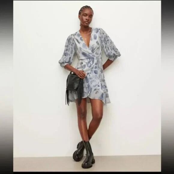 EUC AllSaints Ari Oceano Seashell Print Chiffon Wrap Dress Size 6 Blue & White - Picture 6 of 8
